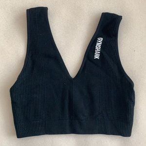 GYMSHARK sports bra / black / size M